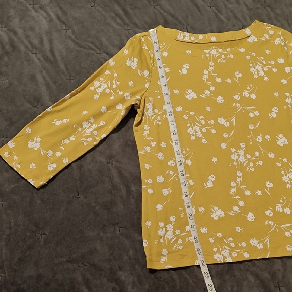 NWT St. John's Bay Mustard Floral Long Sleeve Top - Picture 4 of 6